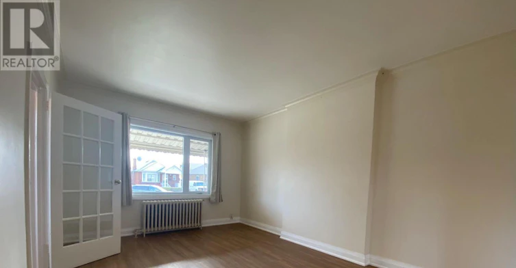 443 Vaughan Road, Toronto, ON, M6C 2P4 - 8
