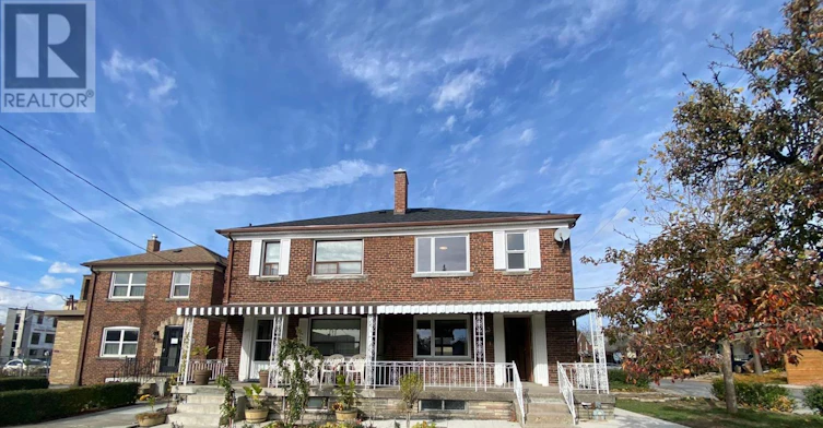 443 Vaughan Road, Toronto, ON, M6C 2P4 - 2