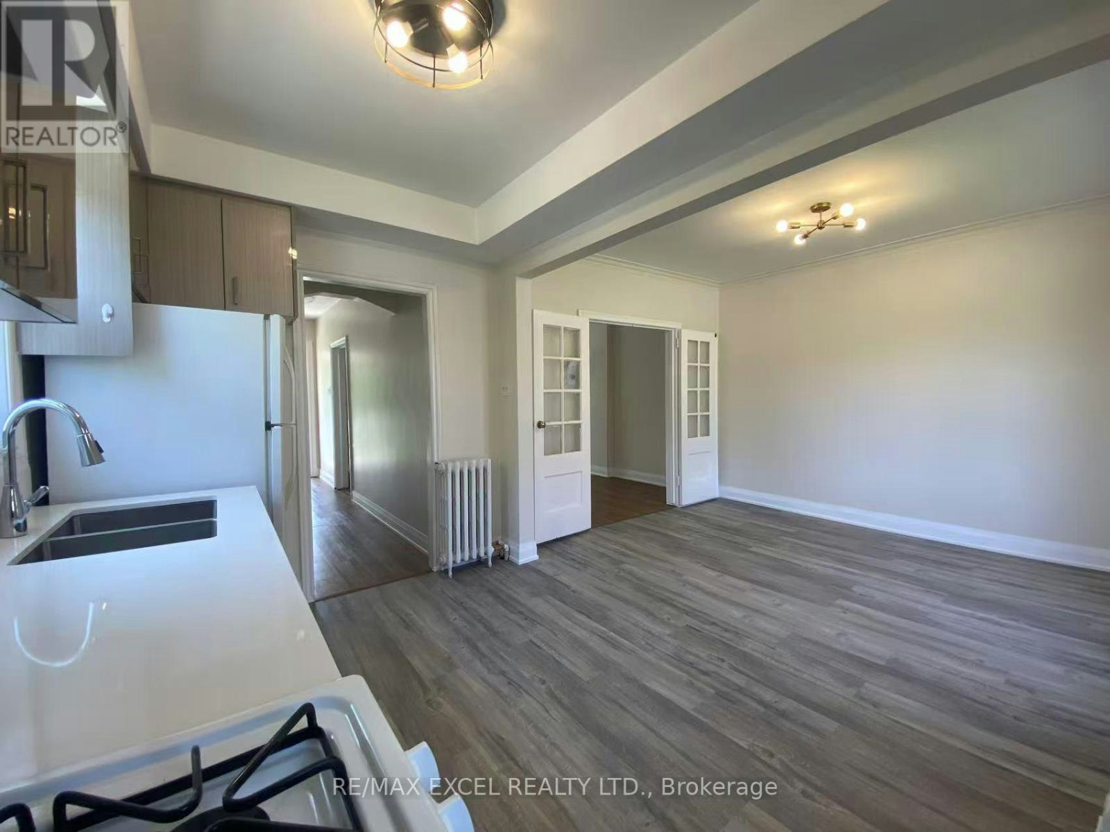 443 Vaughan Road, Toronto, ON, M6C 2P4 - 16