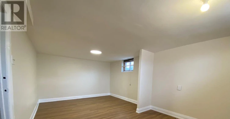 443 Vaughan Road, Toronto, ON, M6C 2P4 - 27