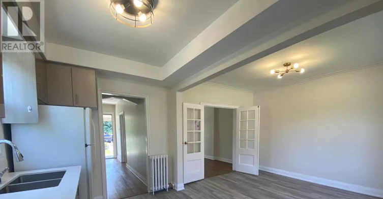 443 Vaughan Road, Toronto, ON, M6C 2P4 - 13