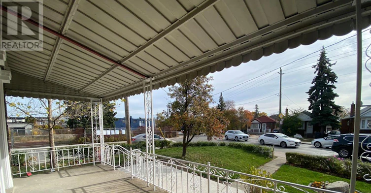 443 Vaughan Road, Toronto, ON, M6C 2P4 - 5