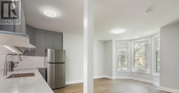 MAIN FLOOR-19 D'arcy Street, Toronto, ON, M5T 1J8 - 2