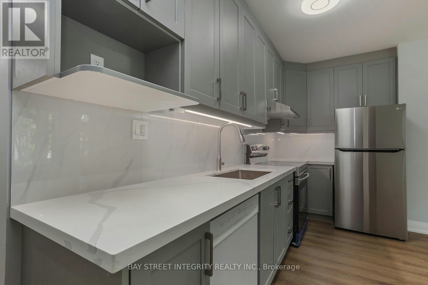 MAIN FLOOR-19 D'arcy Street, Toronto, ON, M5T 1J8 - 3
