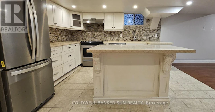 44 Skywood Drive, Richmond Hill, ON, L4E 4L2 - 5