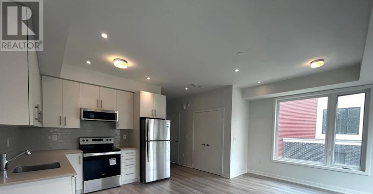 18-3405 Ridgeway Drive E, Mississauga, ON, L5L 0B9