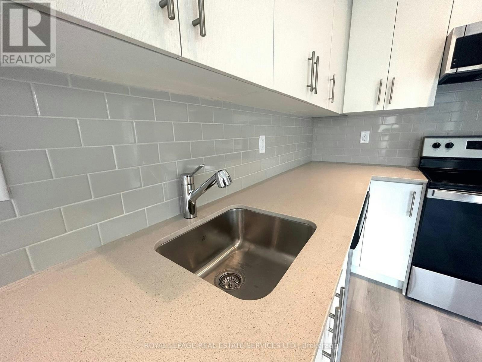 18-3405 Ridgeway Drive E, Mississauga, ON, L5L 0B9 - 4