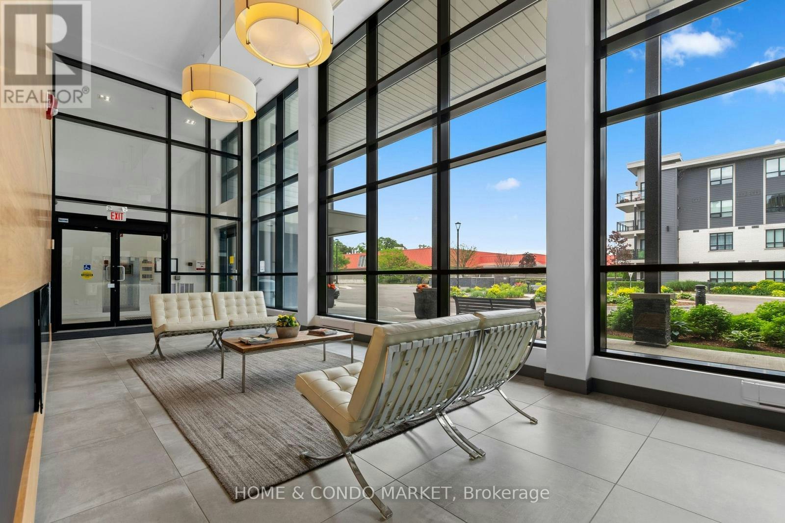 130-3170 Erin Mills Parkway, Mississauga, ON, L5L 0B6 - 2