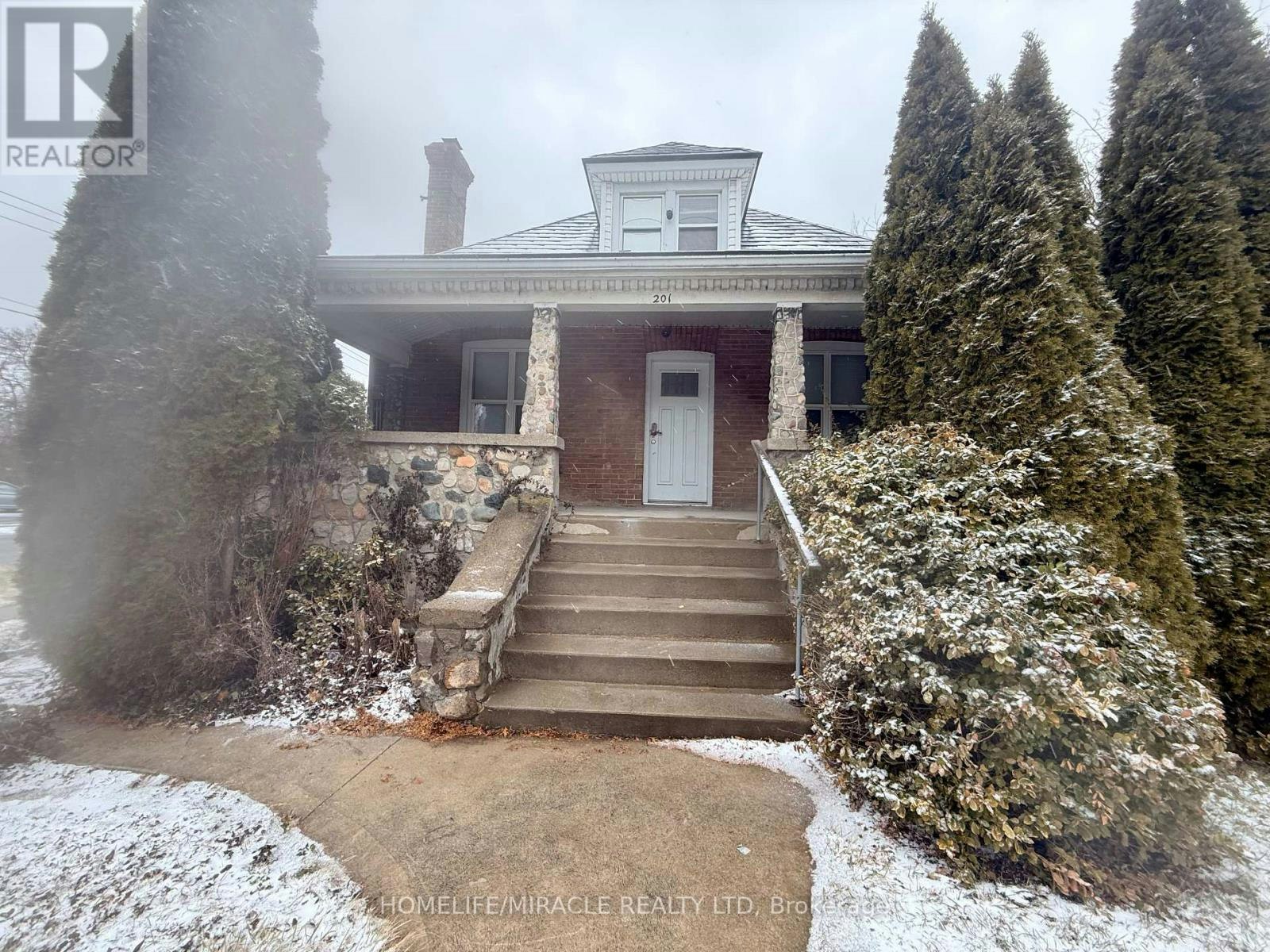 201 Grand Avenue, Chatham-Kent, ON, N7L 1C2