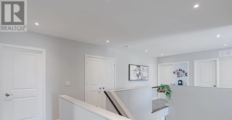451 Longworth Avenue, Ottawa, ON, K1T 0T7 - 30