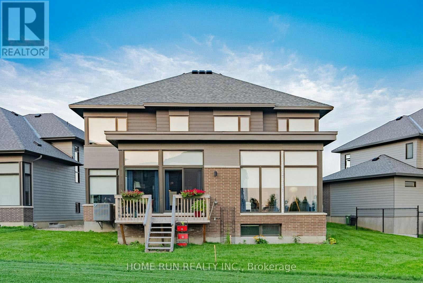 451 Longworth Avenue, Ottawa, ON, K1T 0T7 - 3