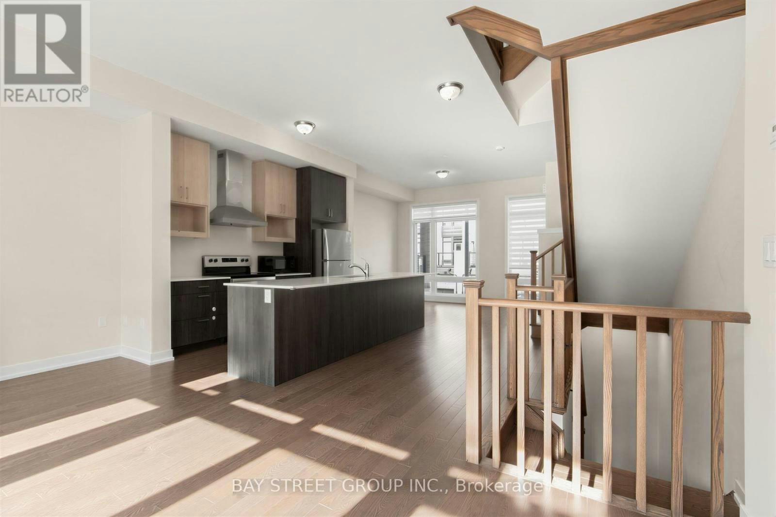 28 Credit Lane, Richmond Hill, ON, L4E 1G9 - 13