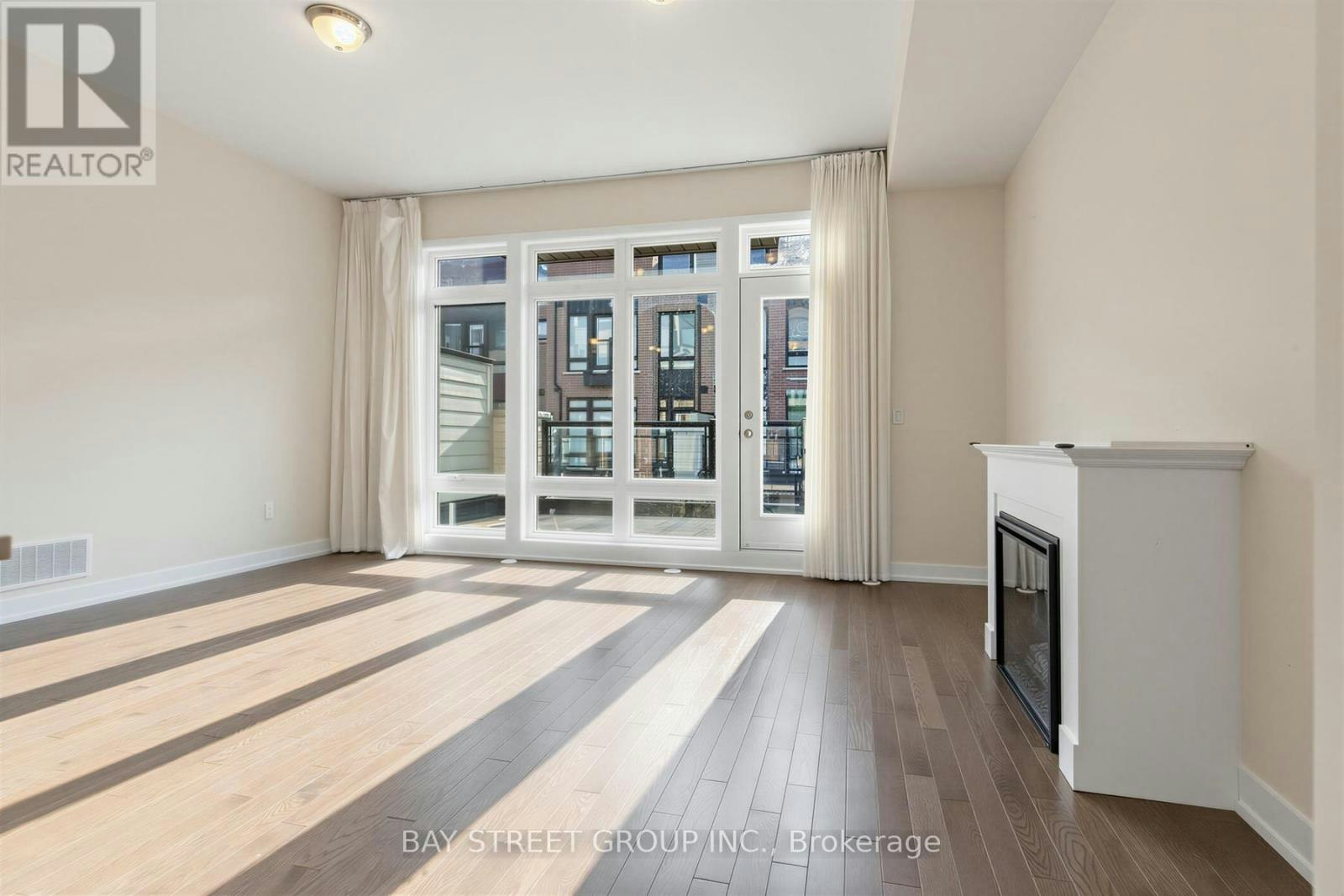 28 Credit Lane, Richmond Hill, ON, L4E 1G9 - 12