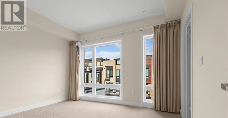 28 Credit Lane, Richmond Hill, ON, L4E 1G9 - 28
