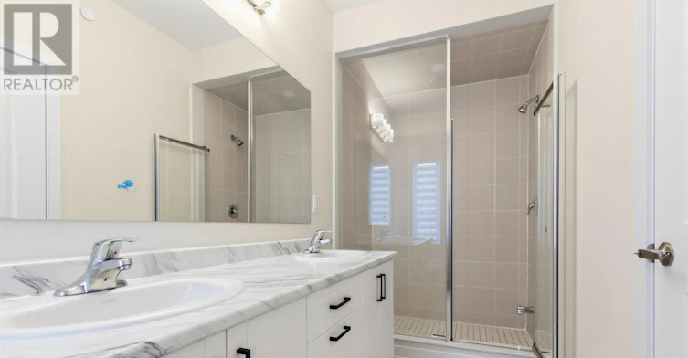 28 Credit Lane, Richmond Hill, ON, L4E 1G9 - 36