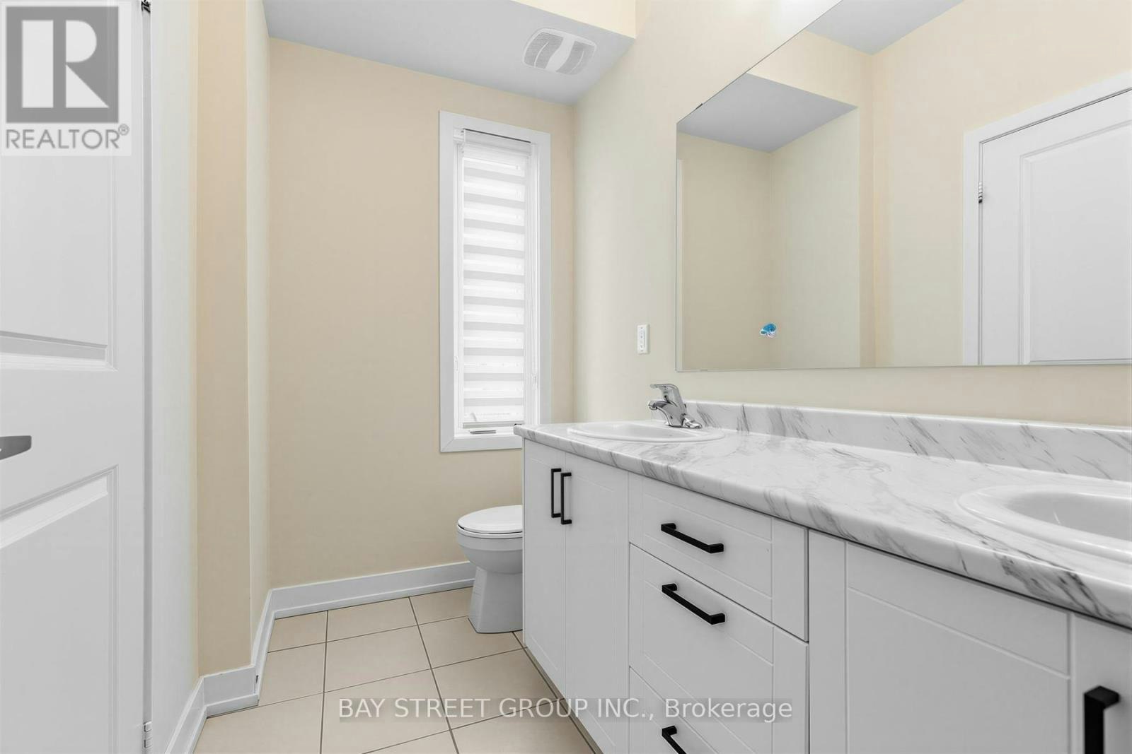 28 Credit Lane, Richmond Hill, ON, L4E 1G9 - 37