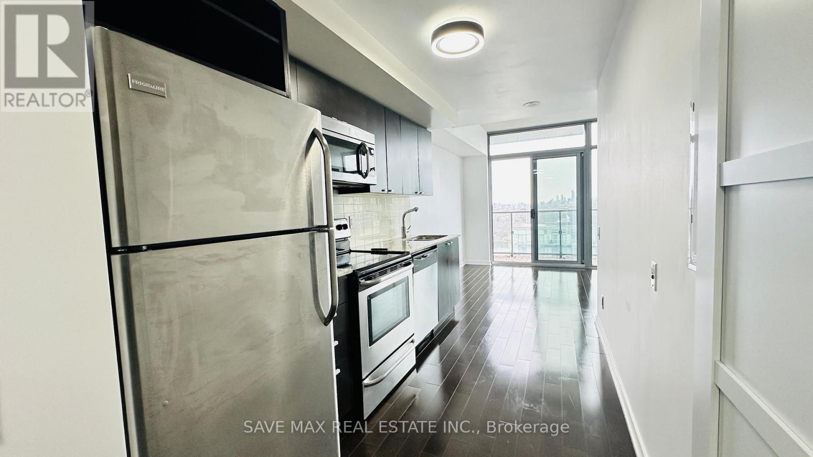 3213-105 The Queensway Avenue, Toronto, ON, M6S 2A2 - 7