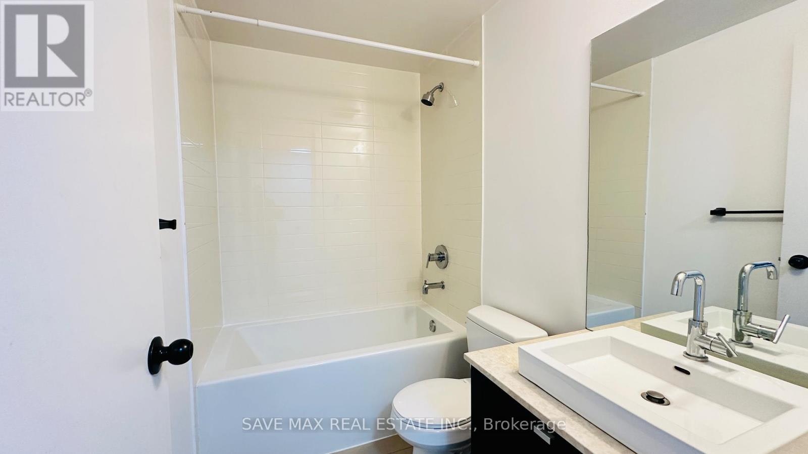 3213-105 The Queensway Avenue, Toronto, ON, M6S 2A2 - 25