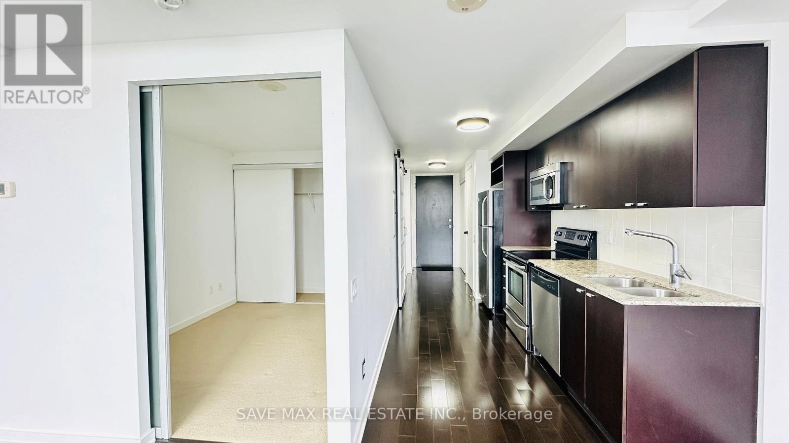 3213-105 The Queensway Avenue, Toronto, ON, M6S 2A2 - 14