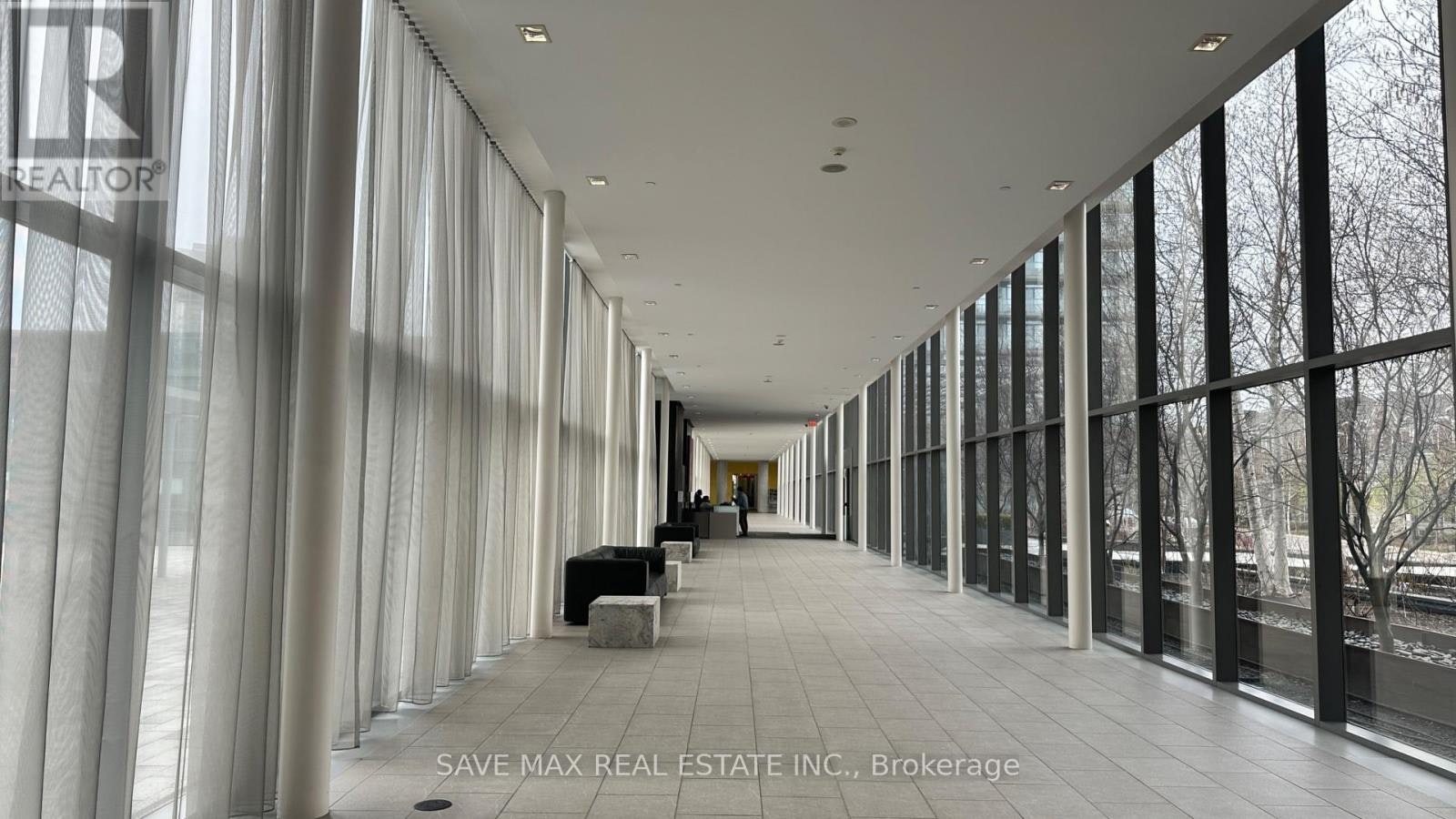 3213-105 The Queensway Avenue, Toronto, ON, M6S 2A2 - 3