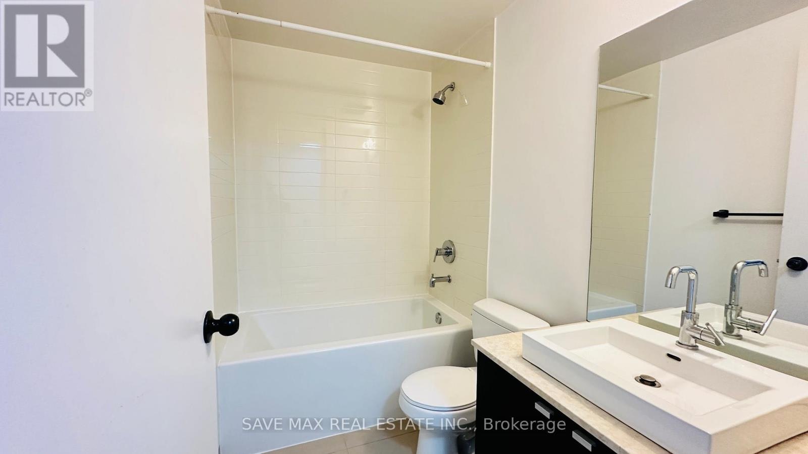 3213-105 The Queensway Avenue, Toronto, ON, M6S 2A2 - 23