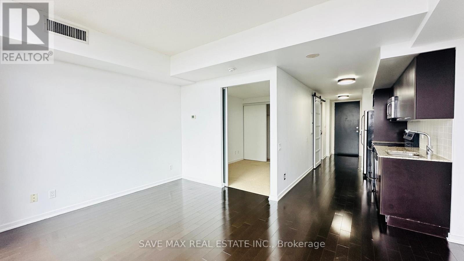 3213-105 The Queensway Avenue, Toronto, ON, M6S 2A2 - 13