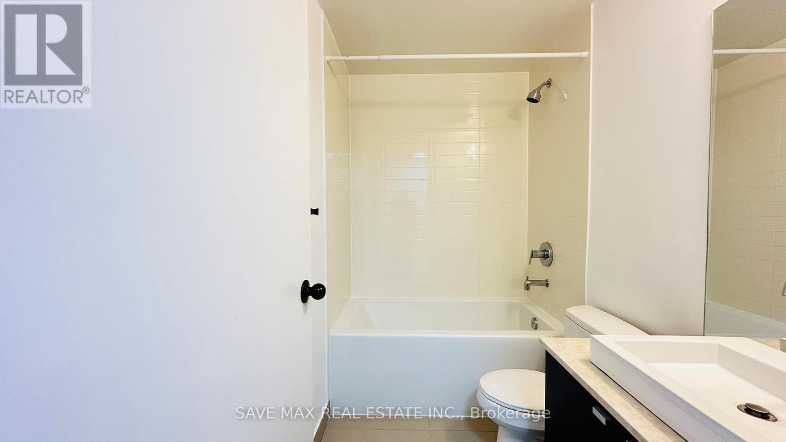 3213-105 The Queensway Avenue, Toronto, ON, M6S 2A2 - 24