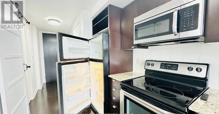 3213-105 The Queensway Avenue, Toronto, ON, M6S 2A2 - 10