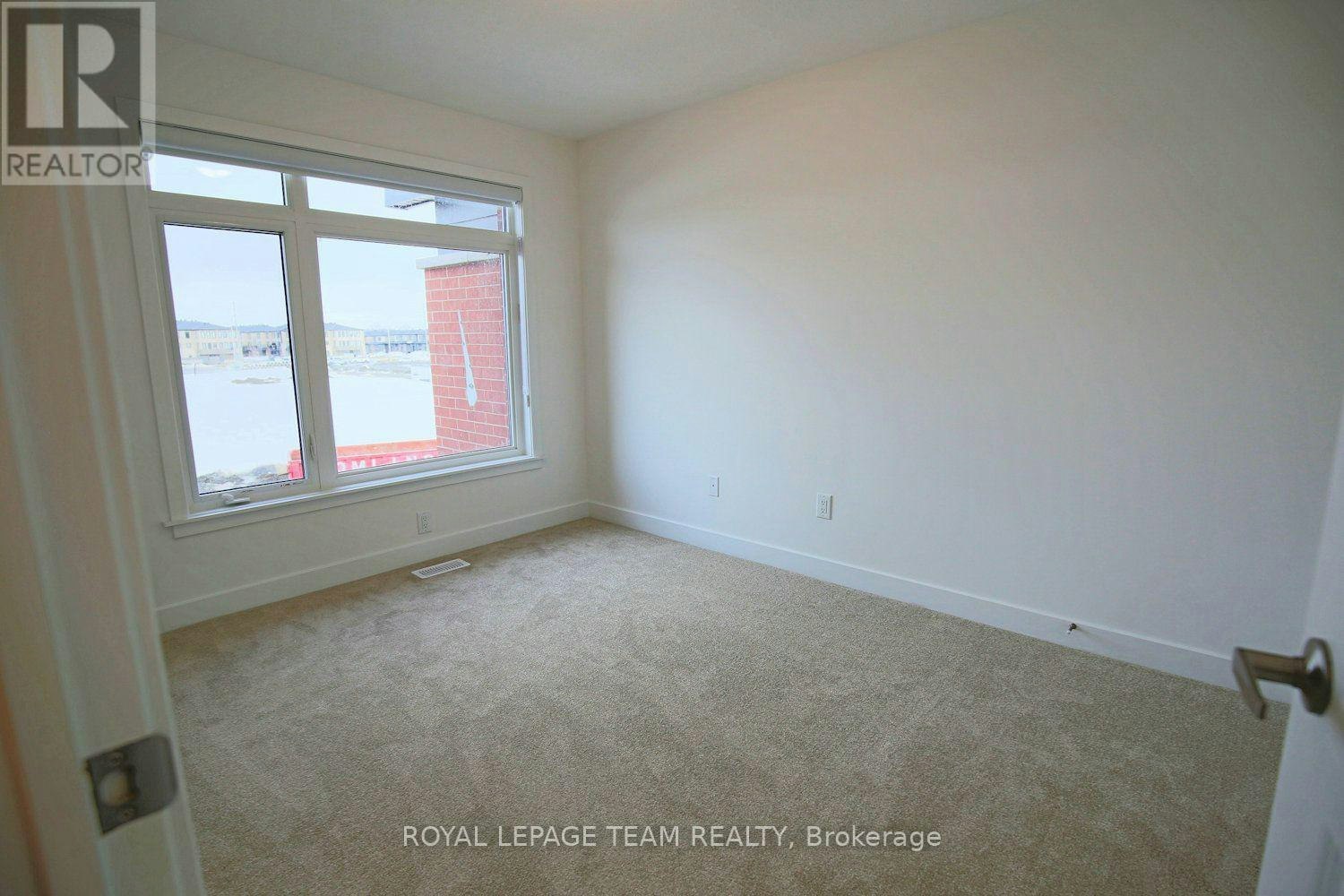 258 Monticello Avenue, Ottawa, ON, K2S 2S1 - 30