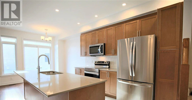 258 Monticello Avenue, Ottawa, ON, K2S 2S1 - 16