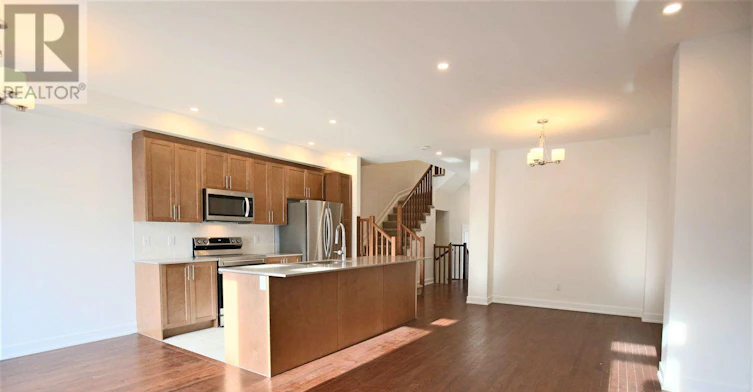 258 Monticello Avenue, Ottawa, ON, K2S 2S1 - 3