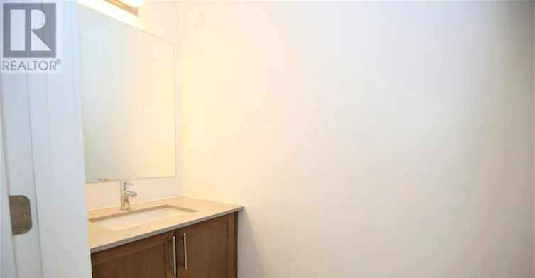 258 Monticello Avenue, Ottawa, ON, K2S 2S1 - 22