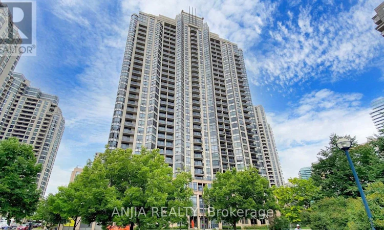 1811-10 Northtown Way