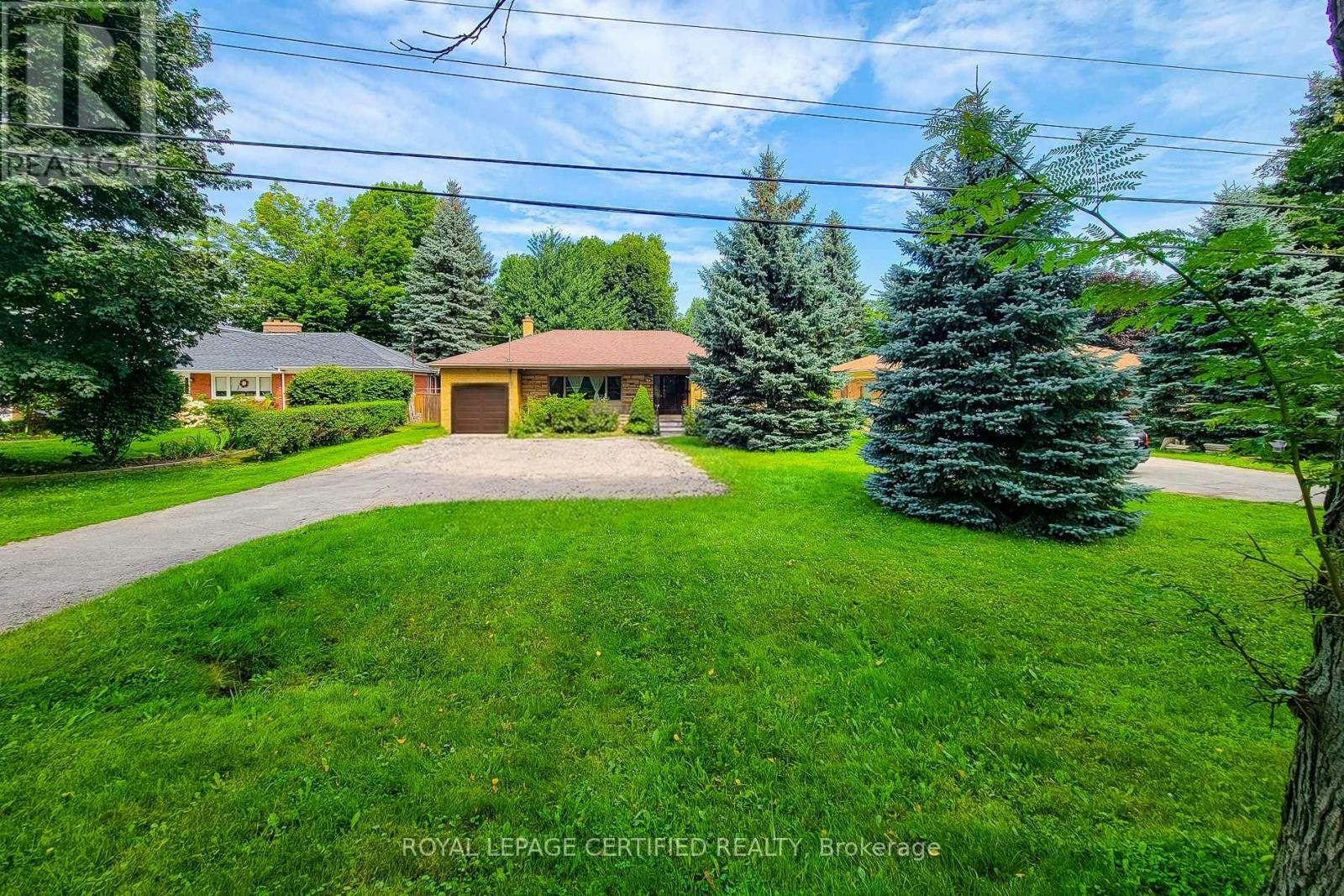 55 Garner Road, Hamilton, ON, L9G 2J5