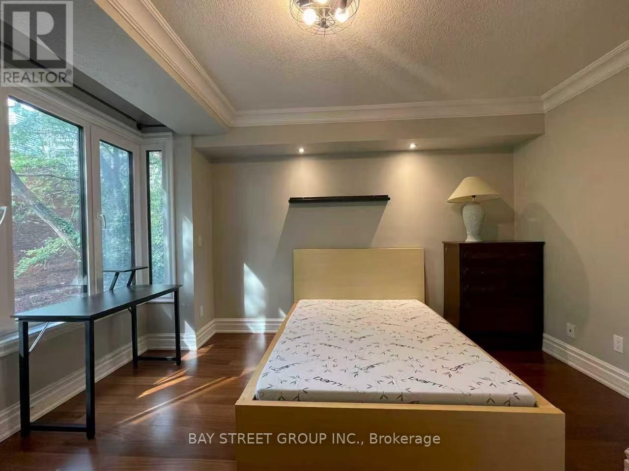 ROOM 3-217 Mutual Street, Toronto, ON, M5B 2B4 - 6