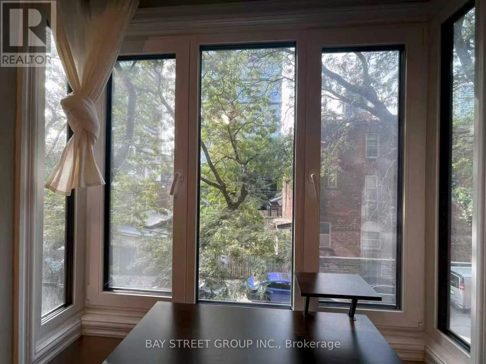 ROOM 3-217 Mutual Street, Toronto, ON, M5B 2B4