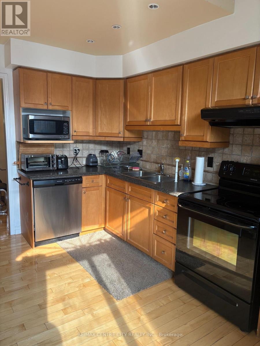 18-185 North Centre Road, London, ON, N5X 4C9 - 11