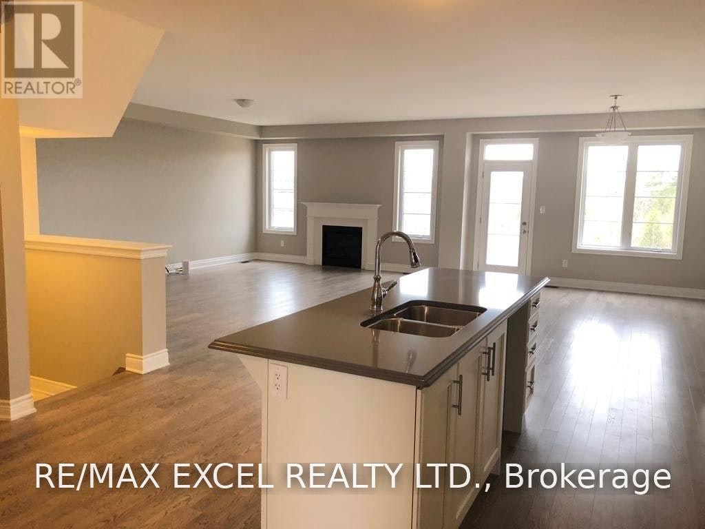 152 William F Bell Parkway, Richmond Hill, ON, L4S 0L7 - 2