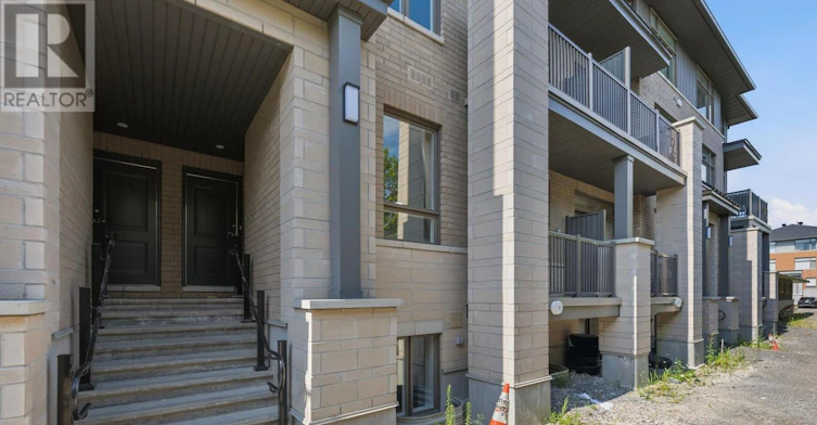 623 Silhouette Private, Ottawa, ON, K2J 7J8 - 2