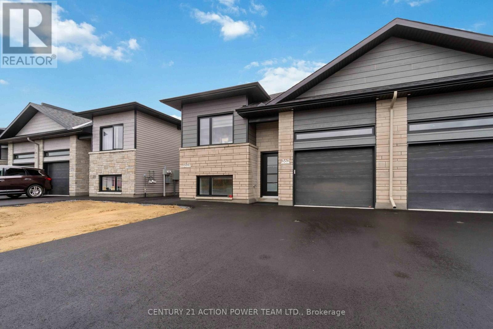 A-362 Hazel Crescent W, Limoges, ON, K0A 2M0 - 2