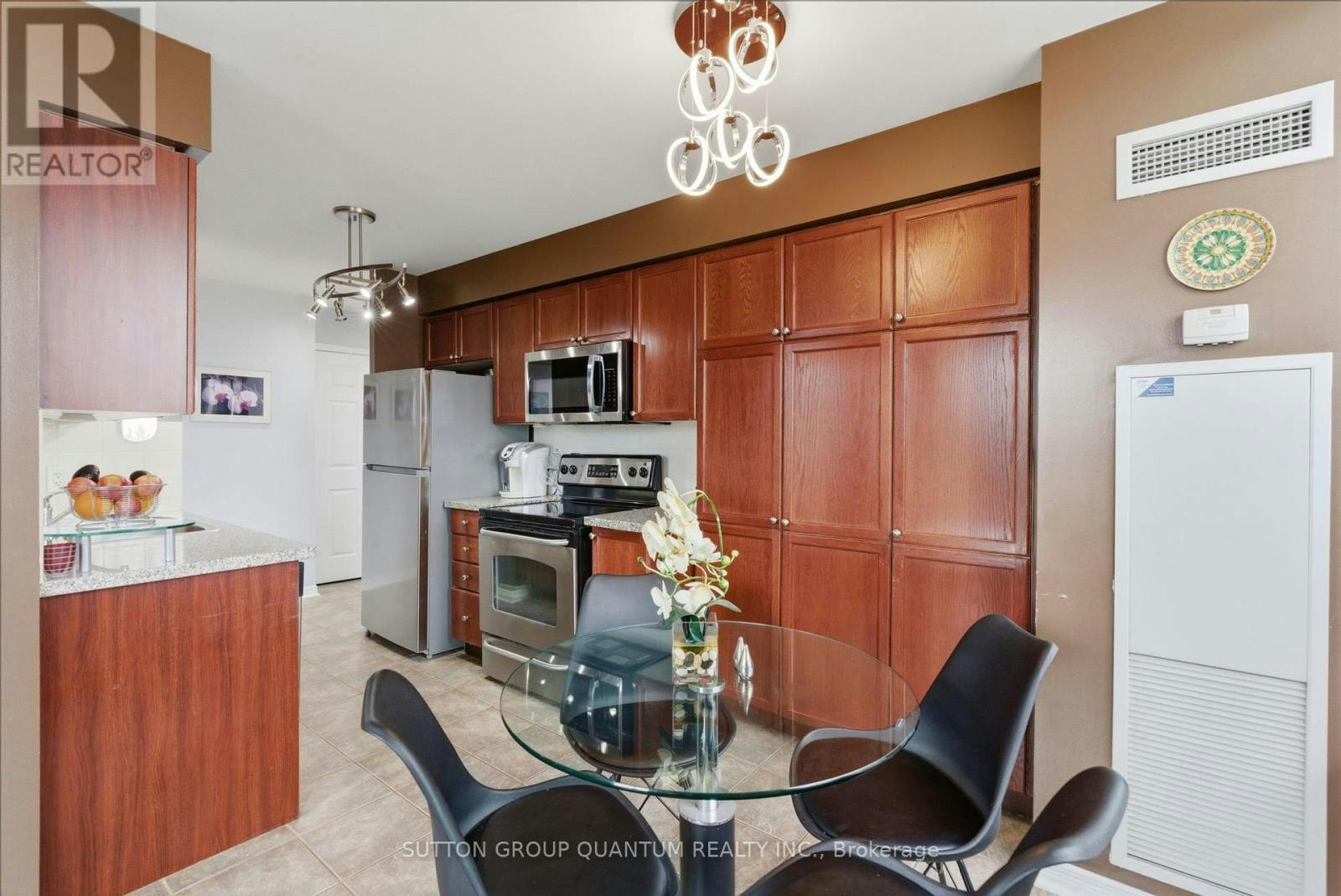 104-4889 Kimbermount Avenue, Mississauga, ON, L5M 7R9 - 7