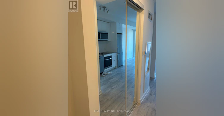 806 E-70 Princess Street, Toronto, ON, M5A 0X6 - 3
