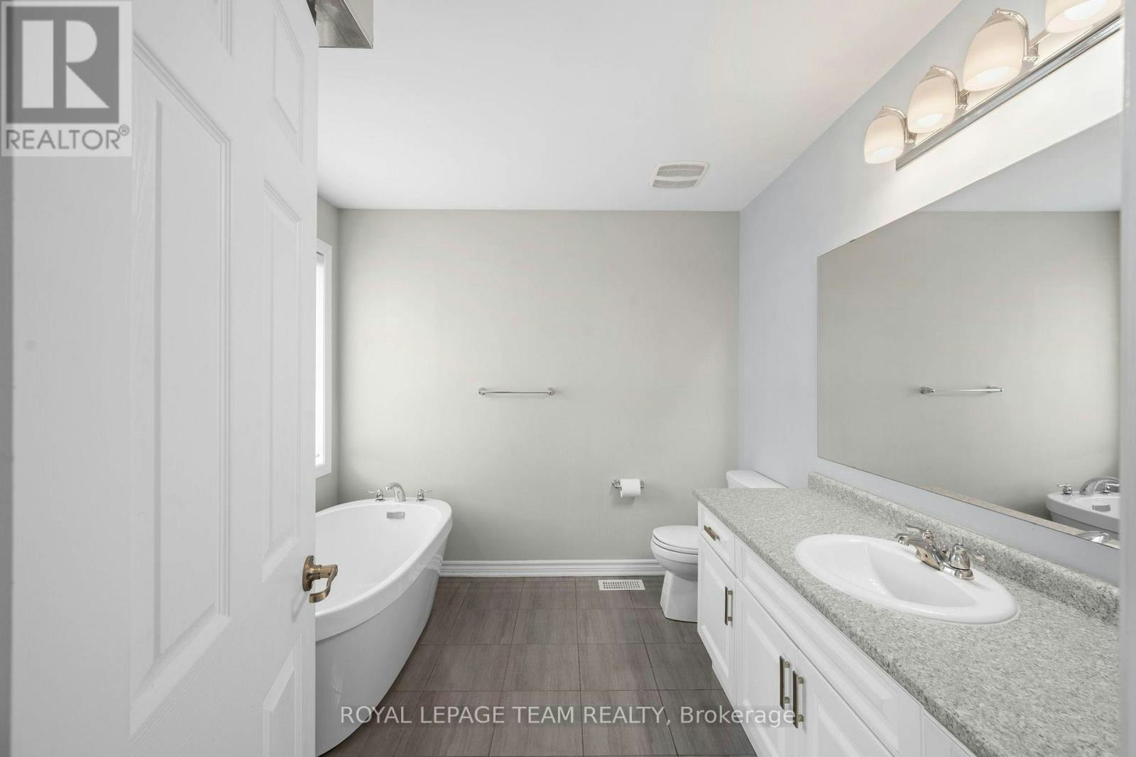 127 Solaris Drive, Ottawa, ON, K2M 2X4 - 15