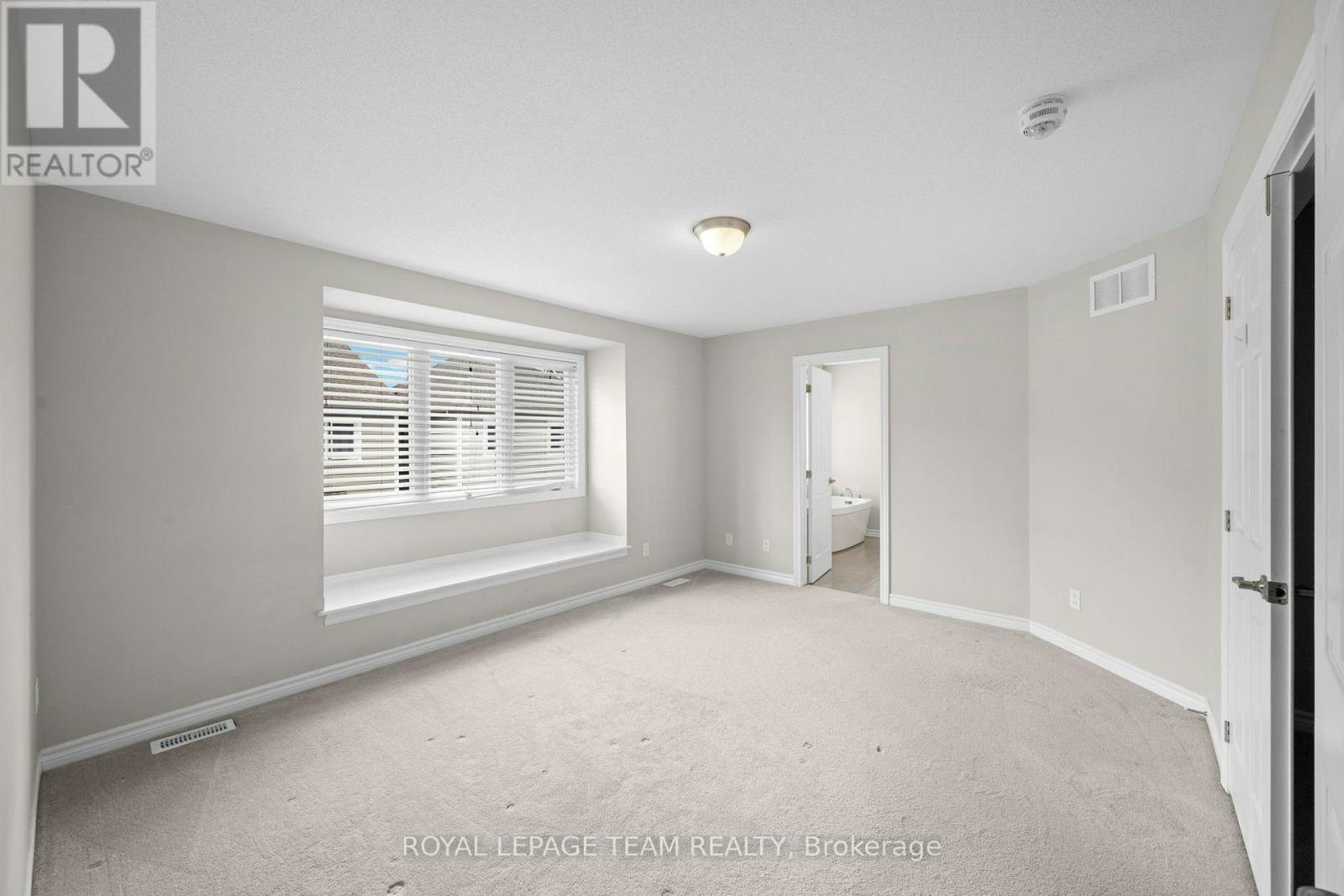 127 Solaris Drive, Ottawa, ON, K2M 2X4 - 14