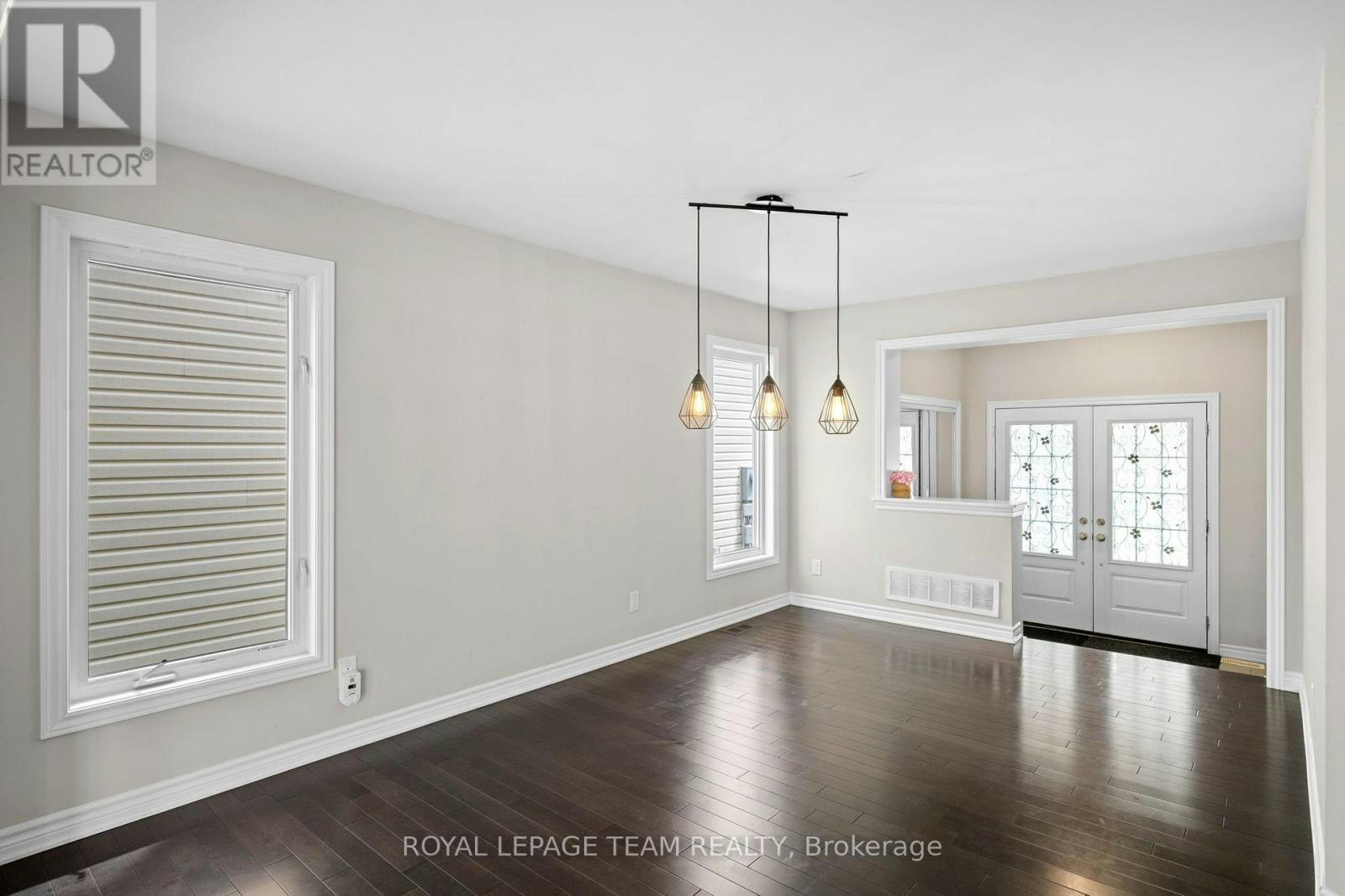 127 Solaris Drive, Ottawa, ON, K2M 2X4 - 4