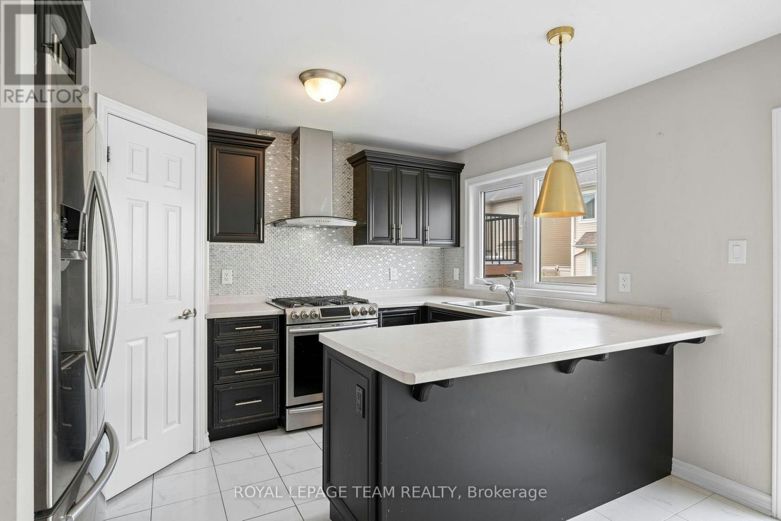 127 Solaris Drive, Ottawa, ON, K2M 2X4 - 10