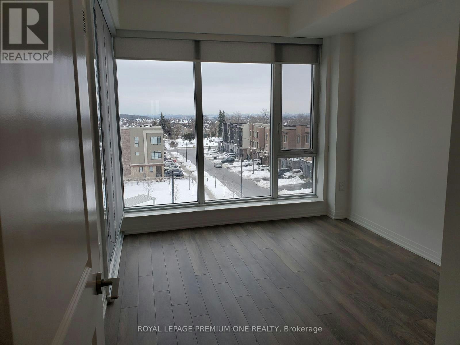 416-99 Eagle Rock Way, Vaughan, ON, L6A 5A7 - 5