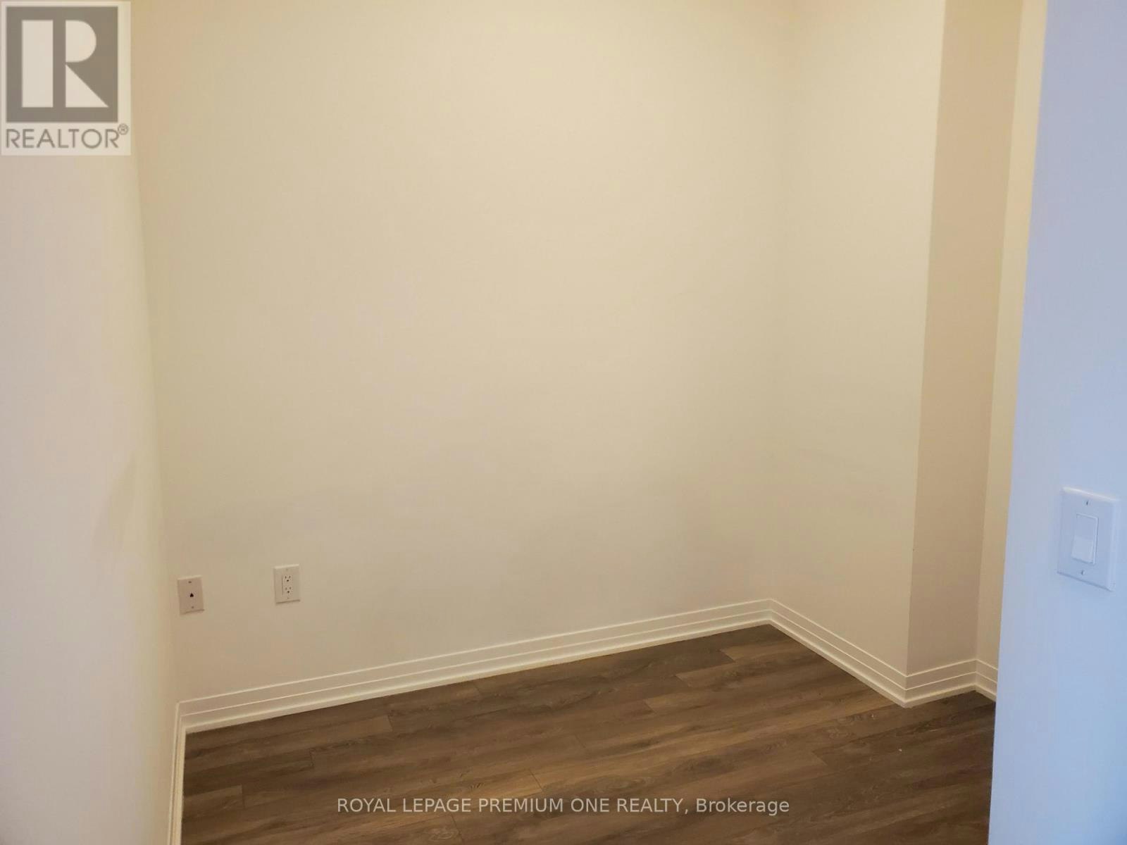 416-99 Eagle Rock Way, Vaughan, ON, L6A 5A7 - 9