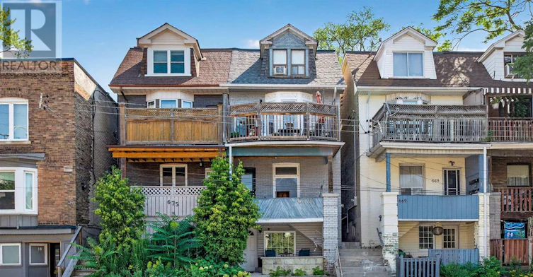 2-673 Woodbine Avenue, Toronto, ON, M4E 2J3