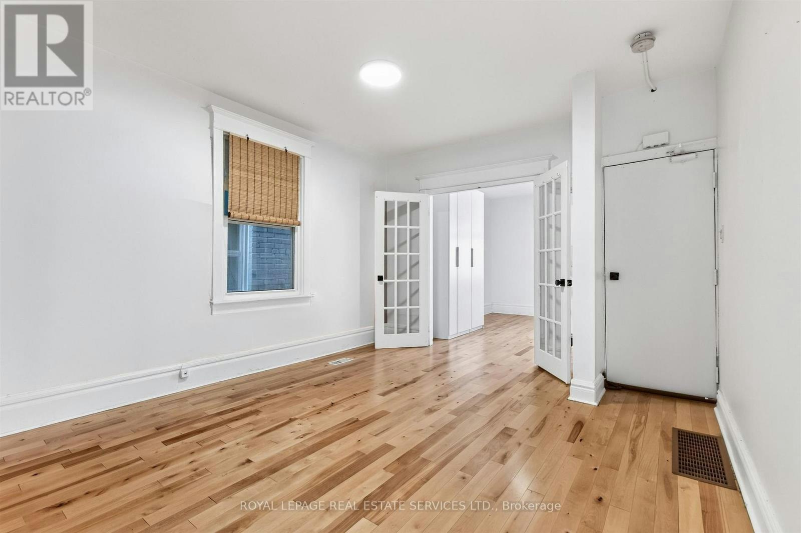2-673 Woodbine Avenue, Toronto, ON, M4E 2J3 - 11